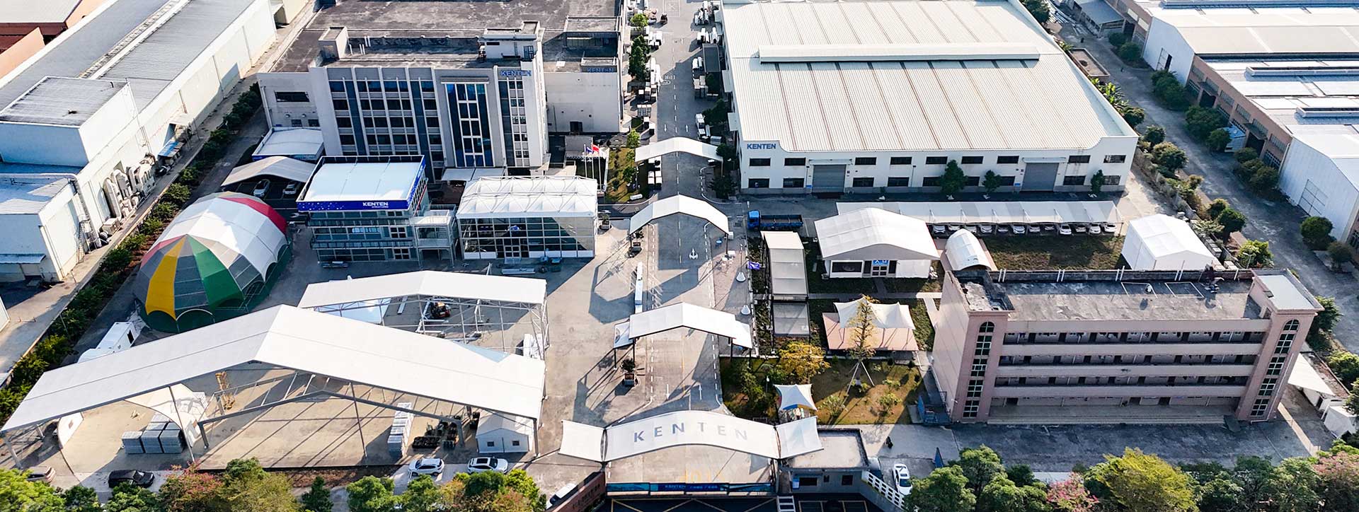 24年专业的篷房生产制造商，是双奥，双亚运动会的一级供应商。