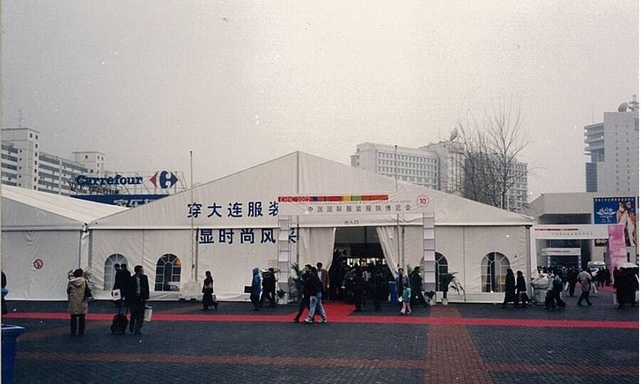 篷房租赁-2002中国国际服装服饰博览会